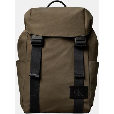 Calvin Klein - Mochila utalitaria en verde. Verde única Calvin Klein - Mochila utalitaria en verde. Verde única
