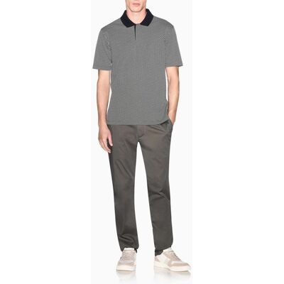 Armani - Chino de hombre regular fit con algodón. Verde militar 32 Armani - Chino de hombre regular fit con algodón. Verde militar 32