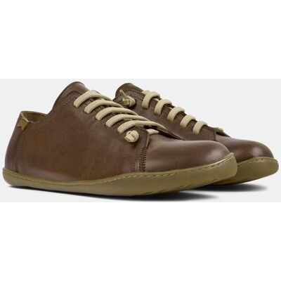 Camper - Zapatillas de piel de hombre Peu Cami lisas con cordones a contraste. Marrón 42 Camper - Zapatillas de piel de hombre Peu Cami lisas con cordones a contraste. Marrón 42
