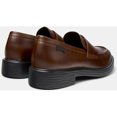 Camper - Mocasines hombre Dean con etiqueta en piel. Marrón 42 Camper - Mocasines hombre Dean con etiqueta en piel. Marrón 42