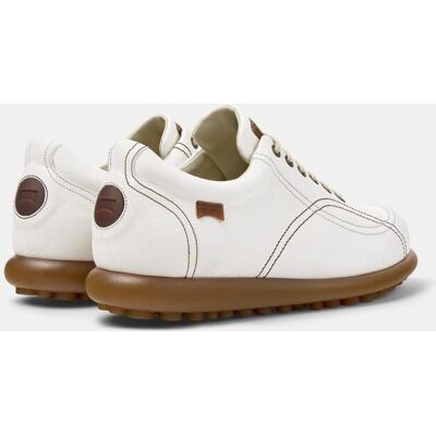 Camper - Zapatillas de vestir de hombre de piel Pelotas Ariel Hella Twins. Blanco 39 Camper - Zapatillas de vestir de hombre de piel Pelotas Ariel Hella Twins. Blanco 39