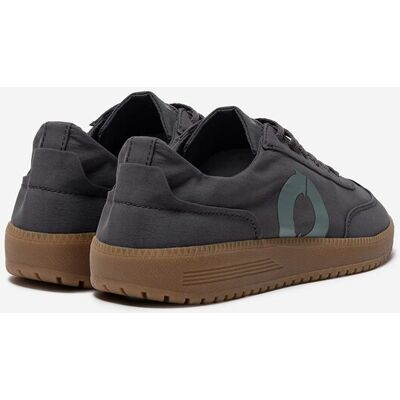 Ecoalf - Zapatilla modelo Bapsom Strenk de hombre de algodón orgánico y poliéster reciclado. Gris oscuro 41 Ecoalf - Zapatilla modelo Bapsom Strenk de hombre de algodón orgánico y poliéster reciclado. Gris oscuro 41