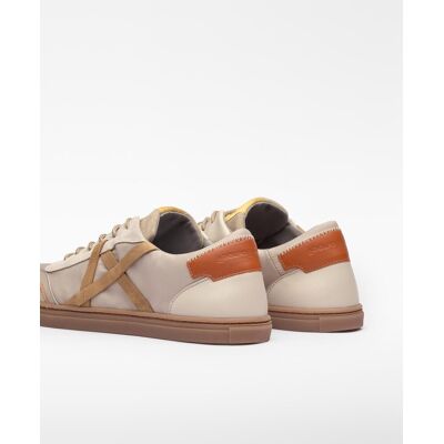 Adolfo Dominguez - Zapatillas de vestir de hombre de piel con maxi logo. Beige/Marrón 40 Adolfo Dominguez - Zapatillas de vestir de hombre de piel con maxi logo. Beige/Marrón 40