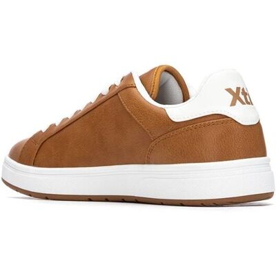 XTI - Zapatilla básica de hombre con cordones. Camel 42 XTI - Zapatilla básica de hombre con cordones. Camel 42