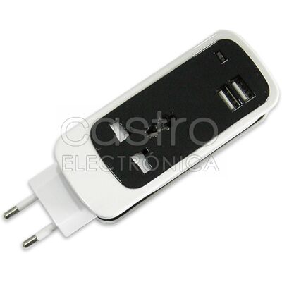 Toma con 2 Salidas USB + Adaptador Enchufe Inglés (1,5 mts) Toma con 2 Salidas USB + Adaptador Enchufe Inglés (1,5 mts)