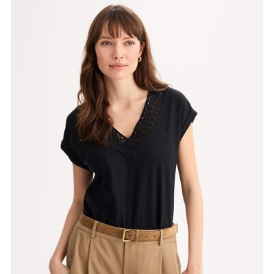 ANNE WEYBURN Camiseta con cuello de pico, manga corta, detalle de macramé. Color ANNE WEYBURN Camiseta con cuello de pico, manga corta, detalle de macramé. Color