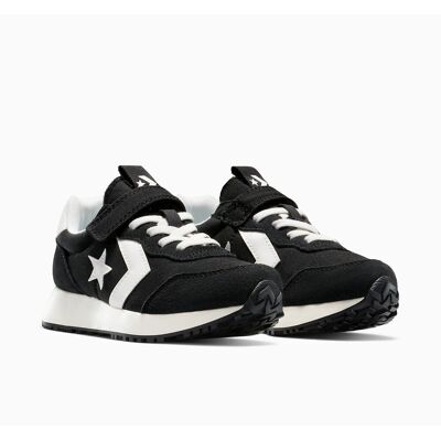 Converse Zapatillas Omega Trainer Foundation. Color Converse Zapatillas Omega Trainer Foundation. Color