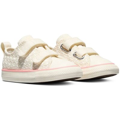 Converse Zapatillas CHUCK TAYLOR ALL STAR 2V OX CROCHET. Color Converse Zapatillas CHUCK TAYLOR ALL STAR 2V OX CROCHET. Color