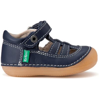 Kickers Sandalias cerradas de piel Suchy. Color Kickers Sandalias cerradas de piel Suchy. Color