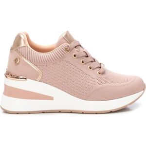 Zapatillas Nude de Xti - Calzado casual con tacón de 3-5cm Zapatillas Nude de Xti - Calzado casual con tacón de 3-5cm