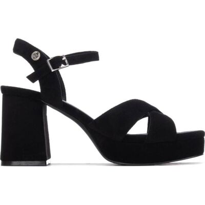 XTI Sandalia Plataforma Con Tiras Cruzadas Y Tacón Bloque Negro Talla 37 XTI Sandalia Plataforma Con Tiras Cruzadas Y Tacón Bloque Negro Talla 37