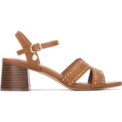 XTI Sandalia Tacón Bloque Con Tachuelas Y Pulsera Camel Talla 37 XTI Sandalia Tacón Bloque Con Tachuelas Y Pulsera Camel Talla 37