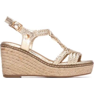 XTI Sandalia Cuña Alta 145476 Color Oro Metalizado - Ref 1126126 Metal Talla 38 XTI Sandalia Cuña Alta 145476 Color Oro Metalizado - Ref 1126126 Metal Talla 38