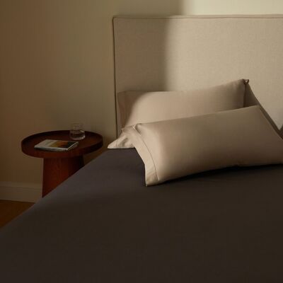Boss Sábana bajera satén de algodón Blinea . (Cama 180 cm) Gris Boss Sábana bajera satén de algodón Blinea . (Cama 180 cm) Gris