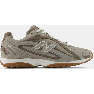 New Balance Zapatillas casual de mujer 204L . (42) Marrón New Balance Zapatillas casual de mujer 204L . (42) Marrón
