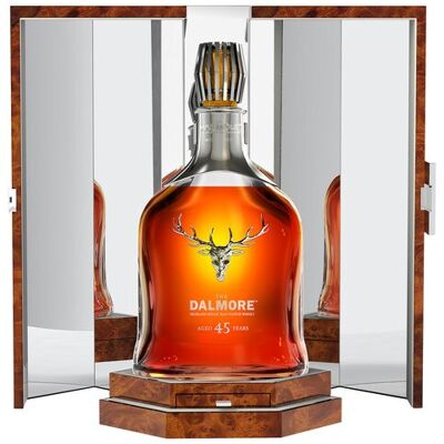 The Dalmore Estuche whisky escocés single malt 45 años. The Dalmore Estuche whisky escocés single malt 45 años.