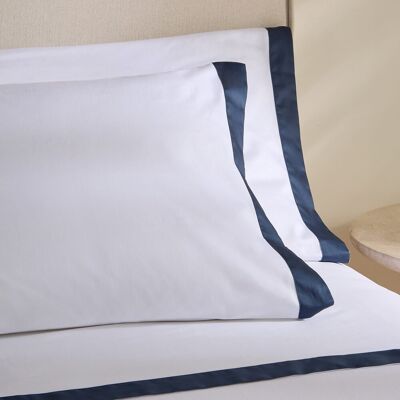 El Corte Inglés Funda de almohada algodón satén Avenue. (Set de 2 fundas 50 x 80 cm) Azul marino El Corte Inglés Funda de almohada algodón satén Avenue. (Set de 2 fundas 50 x 80 cm) Azul marino