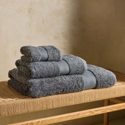 El Corte Inglés Toalla de baño algodón 700 gr-m2 Supima 25. (Baño) Antracita El Corte Inglés Toalla de baño algodón 700 gr-m2 Supima 25. (Baño) Antracita