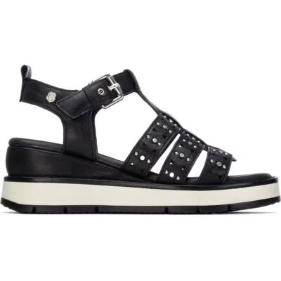 Sandalia De Plataforma Carmela 163252 Con Tachuelas Negro 37 Mujer Sandalia De Plataforma Carmela 163252 Con Tachuelas Negro 37 Mujer