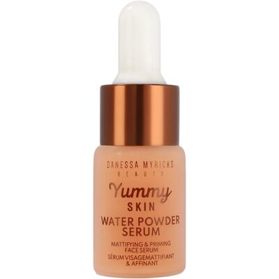 Danessa Myricks Beauty - Prebase matificante Water Powder Serum - Tamaño viaje Danessa Myricks Beauty - Prebase matificante Water Powder Serum - Tamaño viaje