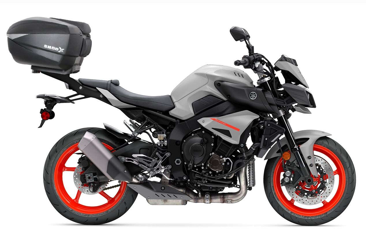 SHAD TOP MASTER YAMAHA MT 10 Conexión en mayúsculas - Negro (65 cm)