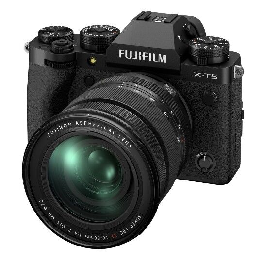 Camará Fujifilm X-T5 negro + XF 16-80mm