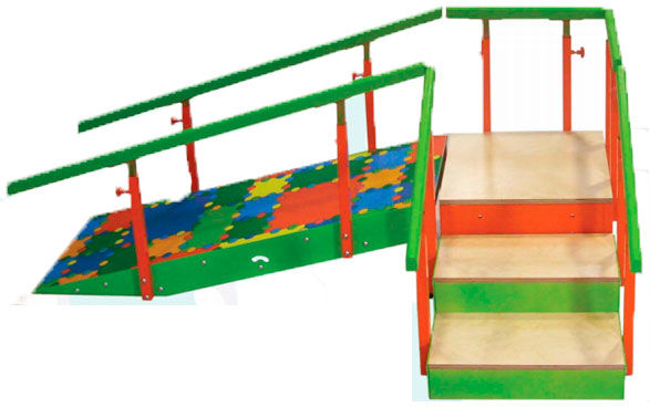 Escalera infantil con rampa: Tres escalones con pasamanos regulables Escalera infantil con rampa: Tres escalones con pasamanos regulables