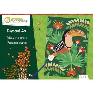 Avenue Mandarine – Caja creativa con cuentas y cuadros para decorar en pedrería, tema jungla, 4 tablas de 21 x 15 cm, aproximadamente 700 dimanantes luminosos, 6 – 10 años– Instrucciones incluidas– Avenue Mandarine – Caja creativa con cuentas y cuadros para decorar en pedrería, tema jungla, 4 tablas de 21 x 15 cm, aproximadamente 700 dimanantes luminosos, 6 – 10 años– Instrucciones incluidas–