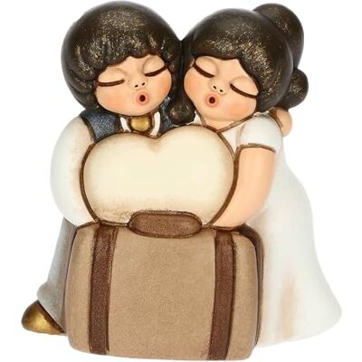 THUN , Bombonera de Novios de Viaje con corazón y Maleta de cerámica Decorada a Mano, versión pequeña, 6,2 x 3,5 x 6,7 cm THUN , Bombonera de Novios de Viaje con corazón y Maleta de cerámica Decorada a Mano, versión pequeña, 6,2 x 3,5 x 6,7 cm