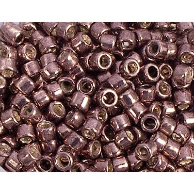 Toho Cuentas japonesas cilindro Treasure galvanizado bronce 3,3mm.8/0 100gr. Toho Cuentas japonesas cilindro Treasure galvanizado bronce 3,3mm.8/0 100gr.