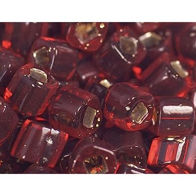 Toho Cuentas japonesas cubo plateado granate 4mm. 100gr. Toho Cuentas japonesas cubo plateado granate 4mm. 100gr.