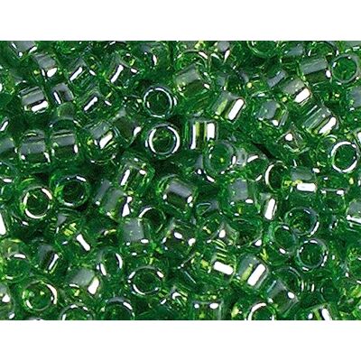 Toho Cuentas japonesas Cilindro Treasure Brillante Verde 1,8mm.11/0 100gr. Toho Cuentas japonesas Cilindro Treasure Brillante Verde 1,8mm.11/0 100gr.