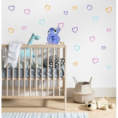 Komar Graz Design Adhesivo decorativo para pared, diseño de Stitch Artist de Disney, tamaño 50 x 70 cm Komar Graz Design Adhesivo decorativo para pared, diseño de Stitch Artist de Disney, tamaño 50 x 70 cm