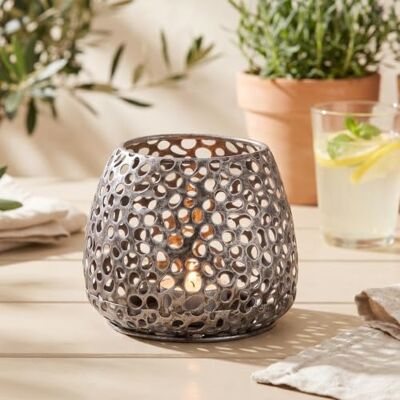 Gilde Portavelas de Metal Chico – Decoración de Mesa Color: Plata Envejecida Mate – Portavelas Decorativo para Velas de té o Velas pequeñas de 12 cm de Altura Gilde Portavelas de Metal Chico – Decoración de Mesa Color: Plata Envejecida Mate – Portavelas Decorativo para Velas de té o Velas pequeñas de 12 cm de Altura