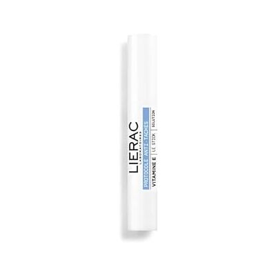 Lierac SPF50 – Protocolo antimanchas – Stick teñido – Cuidado dirigido que corrige y camuflaje las manchas marrones – Enriquecido con vitamina E pura y pigmentos naturales – Formato nómada Lierac SPF50 – Protocolo antimanchas – Stick teñido – Cuidado dirigido que corrige y camuflaje las manchas marrones – Enriquecido con vitamina E pura y pigmentos naturales – Formato nómada