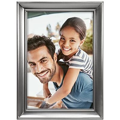 Malden International Designs Concourse Pewter Metal Picture Frame, 5x7, Silver Malden International Designs Concourse Pewter Metal Picture Frame, 5x7, Silver