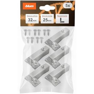 Blum 5x OTION en placa adaptadora zinc niquelado I cruz 9,5/32 I altura 25 mm I distancia al canto frontal 9,5 mm I base en cruz ajustable I fijación con tornillos para aglomerado Blum 5x OTION en placa adaptadora zinc niquelado I cruz 9,5/32 I altura 25 mm I distancia al canto frontal 9,5 mm I base en cruz ajustable I fijación con tornillos para aglomerado
