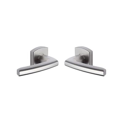 Vachette Tirador de puerta SCULT – Soporte y rosetón cuadrado solidarizado para puertas de grosor 30 a 48 mm – Zamak – Cuadrado 7 mm – Incluye subrosetón – Garantía de 10 años – Cromo Terciopelo Vachette Tirador de puerta SCULT – Soporte y rosetón cuadrado solidarizado para puertas de grosor 30 a 48 mm – Zamak – Cuadrado 7 mm – Incluye subrosetón – Garantía de 10 años – Cromo Terciopelo