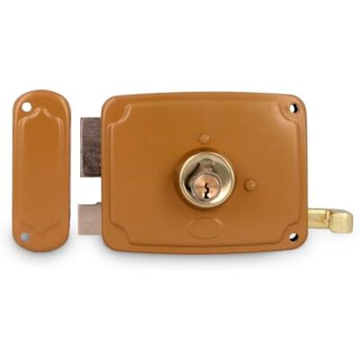 Amig Cerradura de Sobreponer de Izquierda con Palanca de Cierre, Lengüeta y Tirador Acero Dorado Medida: 120 x 95 mm Ideal para Puertas de Madera de Entrada o de Paso Amig Cerradura de Sobreponer de Izquierda con Palanca de Cierre, Lengüeta y Tirador Acero Dorado Medida: 120 x 95 mm Ideal para Puertas de Madera de Entrada o de Paso