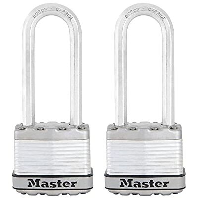 Master Lock Candado de acero laminado Magnum de 1-3/4 pulgadas de ancho, 5/16 pulgadas de diámetro, distancia del grillete, paquete doble, grillete de 2-1/2 pulgadas Master Lock Candado de acero laminado Magnum de 1-3/4 pulgadas de ancho, 5/16 pulgadas de diámetro, distancia del grillete, paquete doble, grillete de 2-1/2 pulgadas