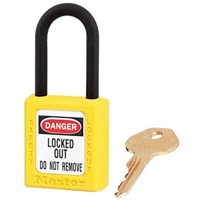 Master Lock Candado de consignación dieléctrico de 38 mm de ancho de termoplástico Zenex™ con arco de nailon de 38 mm de alto Amarillo Master Lock Candado de consignación dieléctrico de 38 mm de ancho de termoplástico Zenex™ con arco de nailon de 38 mm de alto Amarillo