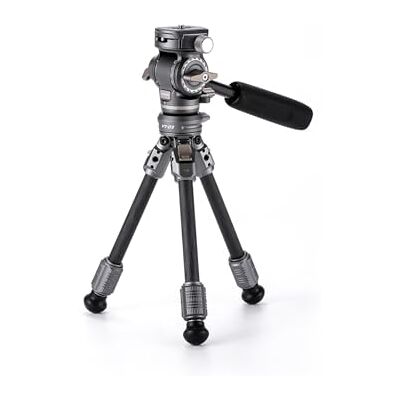 Tilta Trípode para Cámara con Cabezal Fluido para Vídeo de Mesa con Patas de Trípode de Fibra de Carbono de 1 Etapa, Rosca de 1/4"-20, Placa Arca, Carga Máxima de 3 KG Gris Espacial TT-VT03-FB-SG Tilta Trípode para Cámara con Cabezal Fluido para Vídeo de Mesa con Patas de Trípode de Fibra de Carbono de 1 Etapa, Rosca de 1/4"-20, Placa Arca, Carga Máxima de 3 KG Gris Espacial TT-VT03-FB-SG