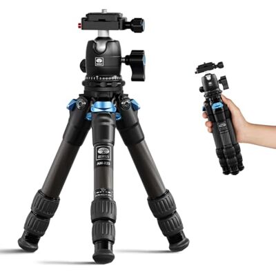 Sirui 16” Mini Trípode Compacto con Placa QR Compatible para Arca de Fibra de Carbono, Cabezal de Bola de 360° y Tornillos de 1/4 Portátil, Carga MAX 15kg para DSLR, Teléfono, Videocámara AM223+B00K Sirui 16” Mini Trípode Compacto con Placa QR Compatible para Arca de Fibra de Carbono, Cabezal de Bola de 360° y Tornillos de 1/4 Portátil, Carga MAX 15kg para DSLR, Teléfono, Videocámara AM223+B00K