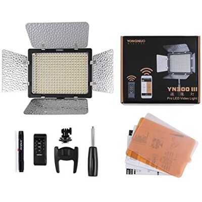 YONGNUO YN-300 III LED Luz de Cámara Videocámara Temperatura 5500k Ajustable Color compatible con DSLR Canon Nikon Olympus Pentax Samsung Sony con Remoto IR + Operación por Móvil CON Andoer® Pluma de Limpieza (YN-300III 5500k) YONGNUO YN-300 III LED Luz de Cámara Videocámara Temperatura 5500k Ajustable Color compatible con DSLR Canon Nikon Olympus Pentax Samsung Sony con Remoto IR + Operación por Móvil CON Andoer® Pluma de Limpieza (YN-300III 5500k)