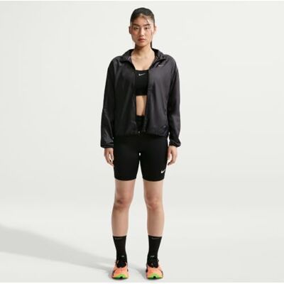 Nike Tempo Women"s Repel Runni Football jacket Nike Tempo Women"s Repel Runni Football jacket