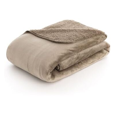 BL BELUM BELUM Manta Sofá 150x200 cm Extrasuave, Reversible Doble Textura Sedalina y Sherpa, Color Taupe para Cama, Viaje y Cualquier Uso BL BELUM BELUM Manta Sofá 150x200 cm Extrasuave, Reversible Doble Textura Sedalina y Sherpa, Color Taupe para Cama, Viaje y Cualquier Uso