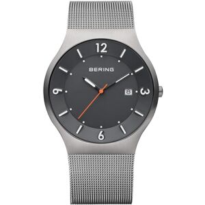 BERING Reloj de Cuarzo para Hombre con Caja de Acero Inoxidable de 40 mm con Acabado en Gris y Esfera Gris, Correa milanesa, Cristal de Zafiro y Resistencia al Agua de 5 ATM BERING Reloj de Cuarzo para Hombre con Caja de Acero Inoxidable de 40 mm con Acabado en Gris y Esfera Gris, Correa milanesa, Cristal de Zafiro y Resistencia al Agua de 5 ATM