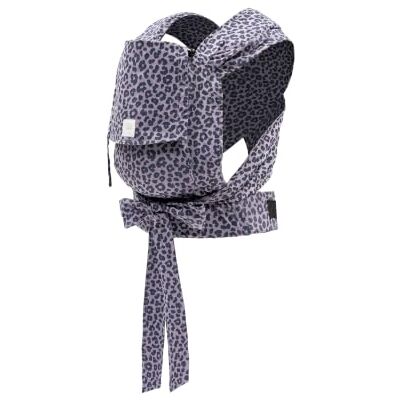 Stokke Portabebés Limas, Leopard Lilac (OCS) Portabebés de media hebilla para recién nacidos Tres opciones de transporte Seguro desde el nacimiento y hasta 15 kg Stokke Portabebés Limas, Leopard Lilac (OCS) Portabebés de media hebilla para recién nacidos Tres opciones de transporte Seguro desde el nacimiento y hasta 15 kg