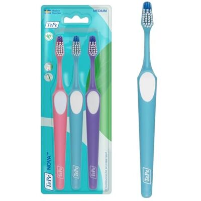 TePe Cepillo de dientes Nova, Medio, 3 ud., punta más larga para mejor acceso a los dientes posteriores, cepillo de dientes mediano para una eliminación de la placa fácil y eficiente TePe Cepillo de dientes Nova, Medio, 3 ud., punta más larga para mejor acceso a los dientes posteriores, cepillo de dientes mediano para una eliminación de la placa fácil y eficiente