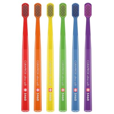 Curaprox Cepillo de dientes Manual Edición Limitada Rainbow Ultrasuave para Encías y Dientes Sensibles Paquete de 6 / Diseño Colorido/Fabricado en Suiza Curaprox Cepillo de dientes Manual Edición Limitada Rainbow Ultrasuave para Encías y Dientes Sensibles Paquete de 6 / Diseño Colorido/Fabricado en Suiza